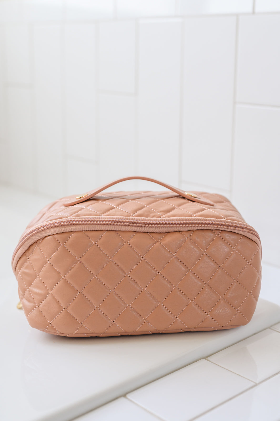 Large Capacity Quilted Makeup Bag in Pink